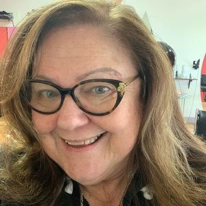 Meet your Posher, Sally